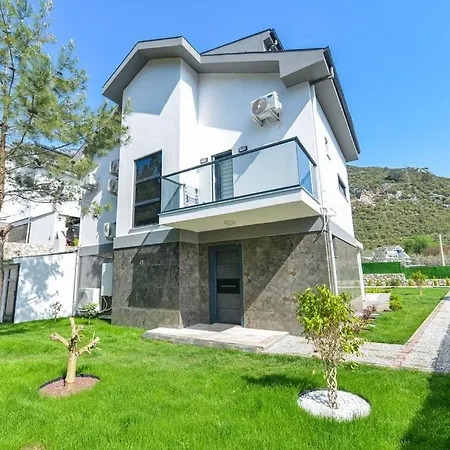 Vila Luxury With Private Pool In Oeluedeniz, *
