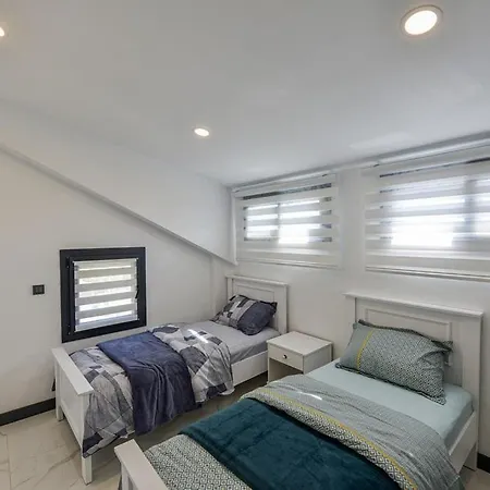 Vila Luxury With Private Pool In Oeluedeniz, *